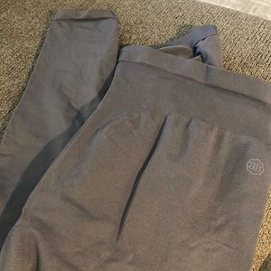 Belly Bandit grey/blue leggings sz‎ large